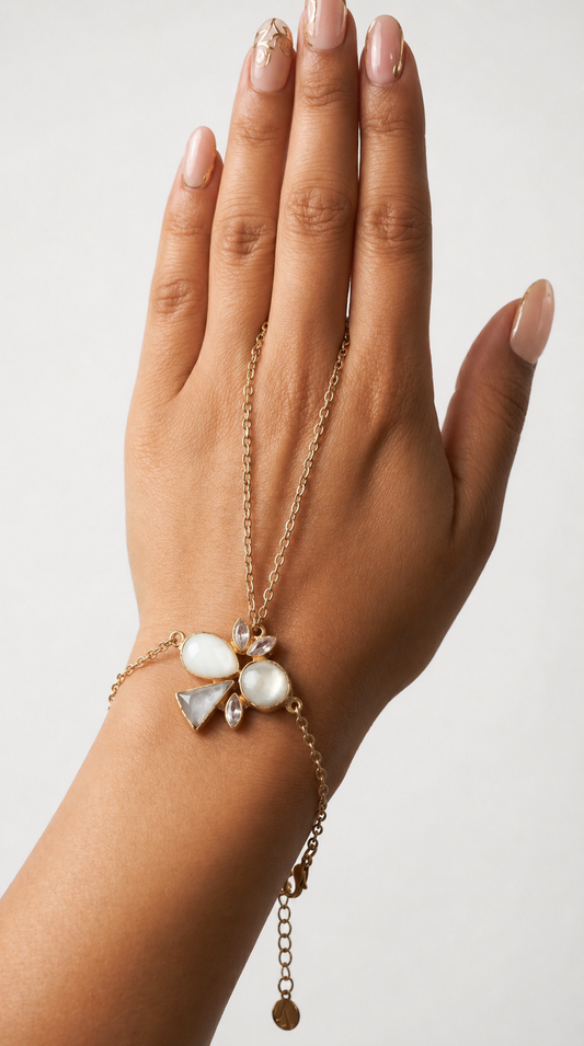 Donna Hand Chain Bracelet/Harness