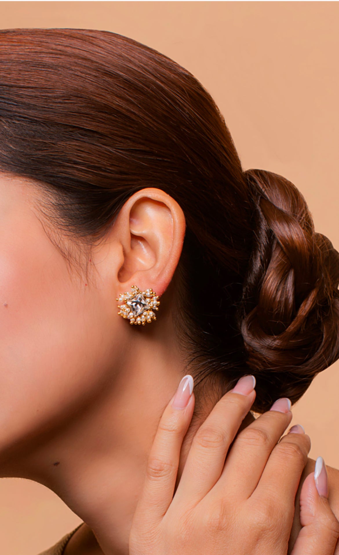 "Laurell" Swarovski crystals studs