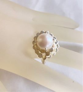 "Jasmine" Ring - Pearl