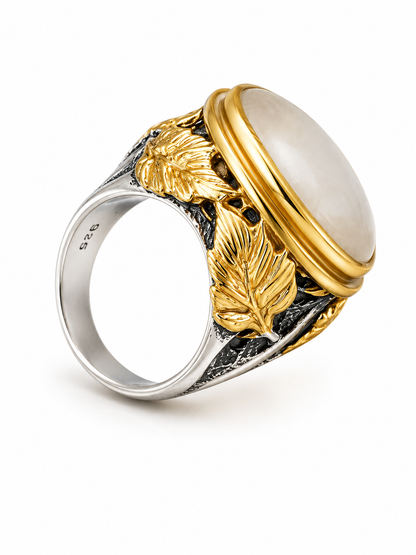 "Climber Leaves" Cocktail Ring - Moonstone