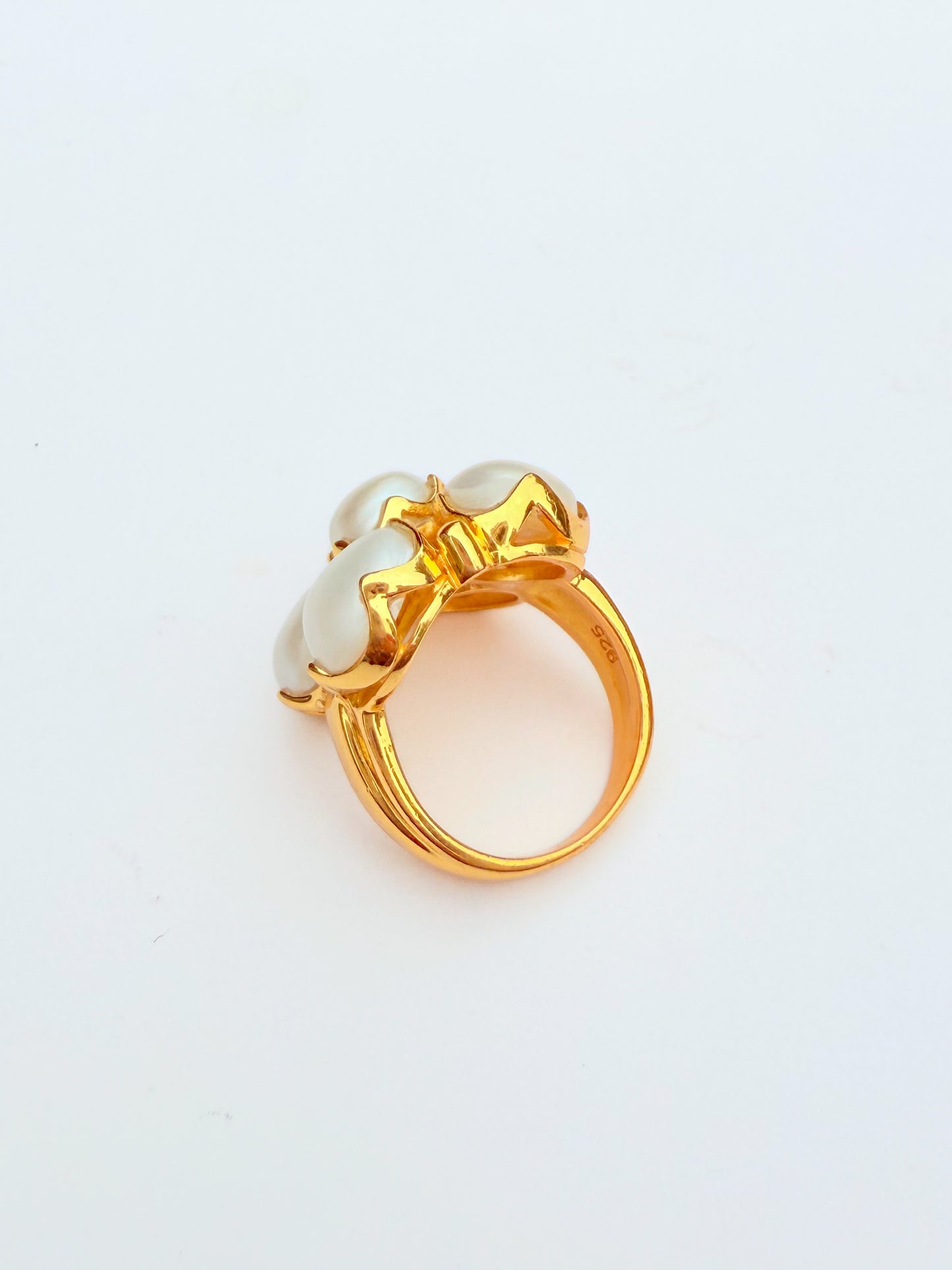 Meenal Ring - Pearl