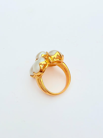 Meenal Ring - Pearl