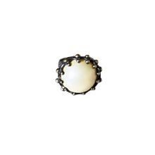 Load image into Gallery viewer, &quot;Mary&quot; Pearl Ring