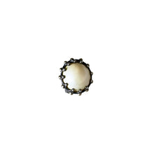 Load image into Gallery viewer, &quot;Mary&quot; Pearl Ring