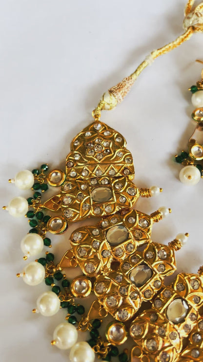 “Alia” Necklace Set