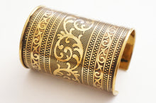 Load image into Gallery viewer, Penelope Brass Cuff