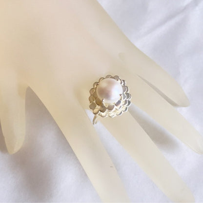 "Jasmine" Ring - Pearl