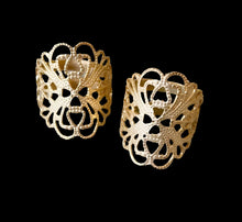Load image into Gallery viewer, Selena Filgree Stack Ring